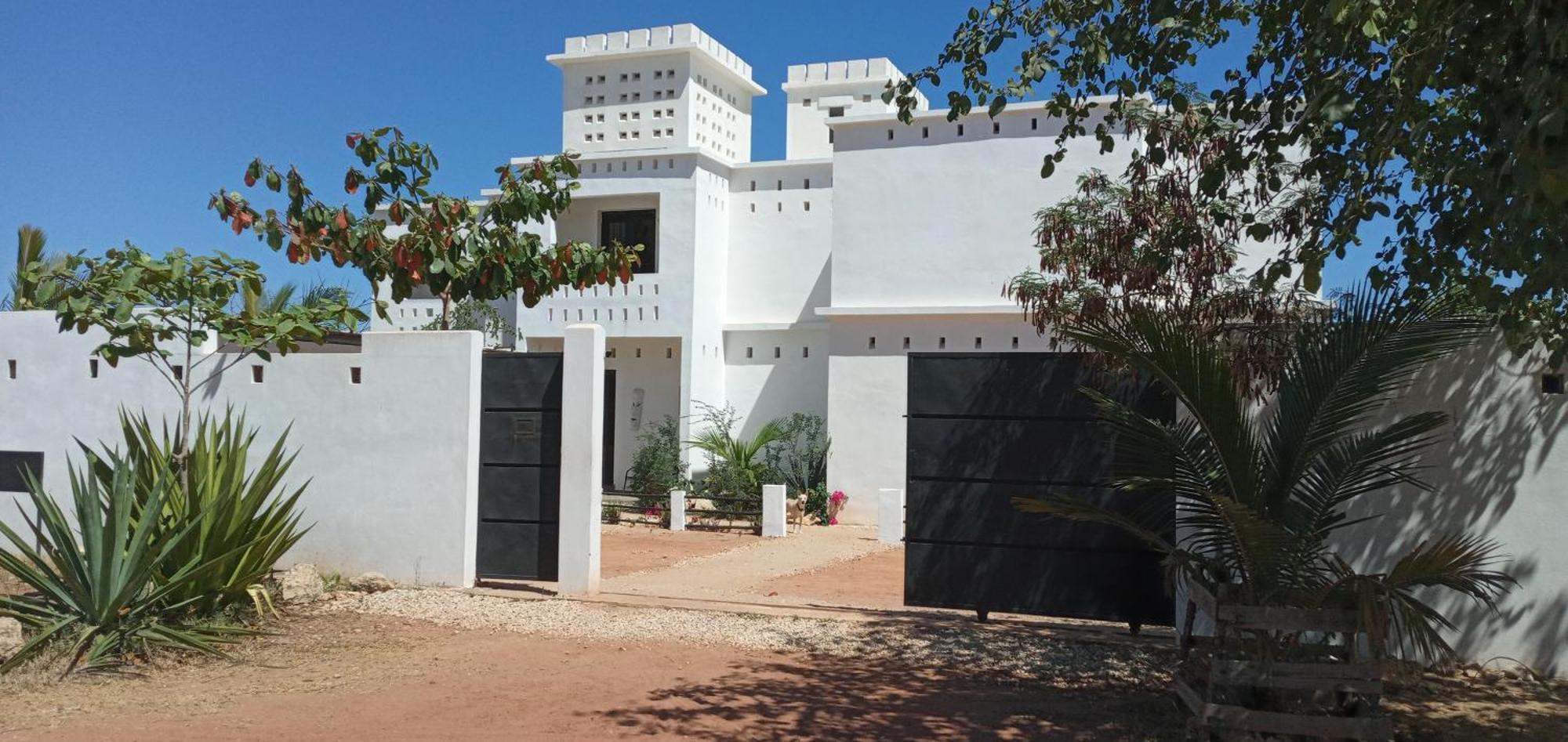 Cytyz Appart Hotel Mahajanga Exteriér fotografie